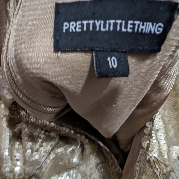 Moving Sale! 💘 PLT Gold Sequin Deep Plunge Detail Bodycon Dress - Picture 4 of 6